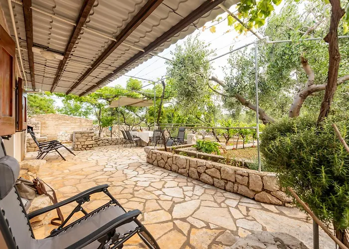 Beach Front Home In Novalja With House Sea View